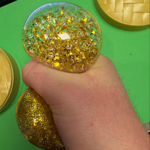 Load image into Gallery viewer, Squishy Bao Glitter Dumpling with Orb Balls 8.5cm
